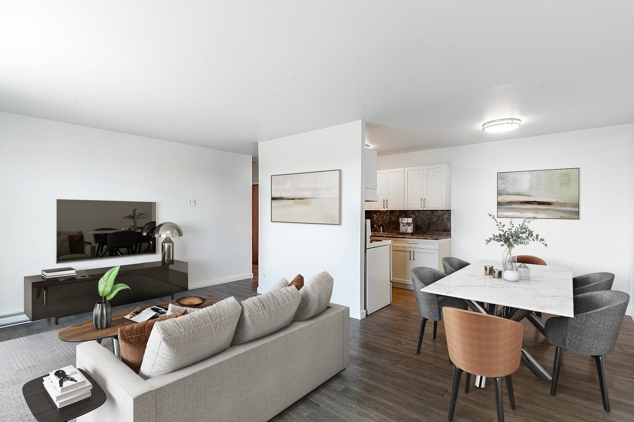 Seine River Gardens - Photo 4 of 29