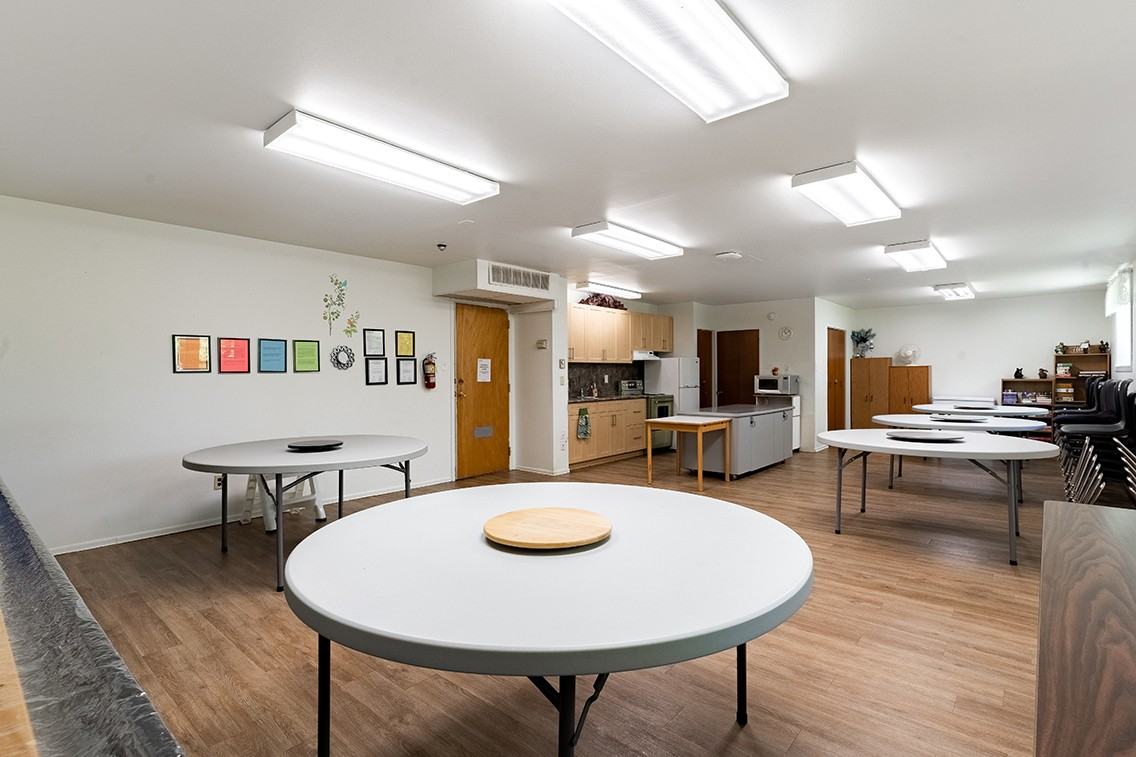 Seine River Gardens - Photo 6 of 29