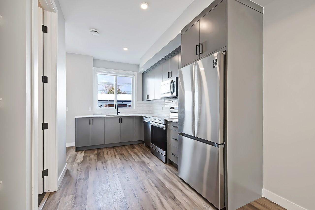 Inglewood Avas - Photo 5 of 21