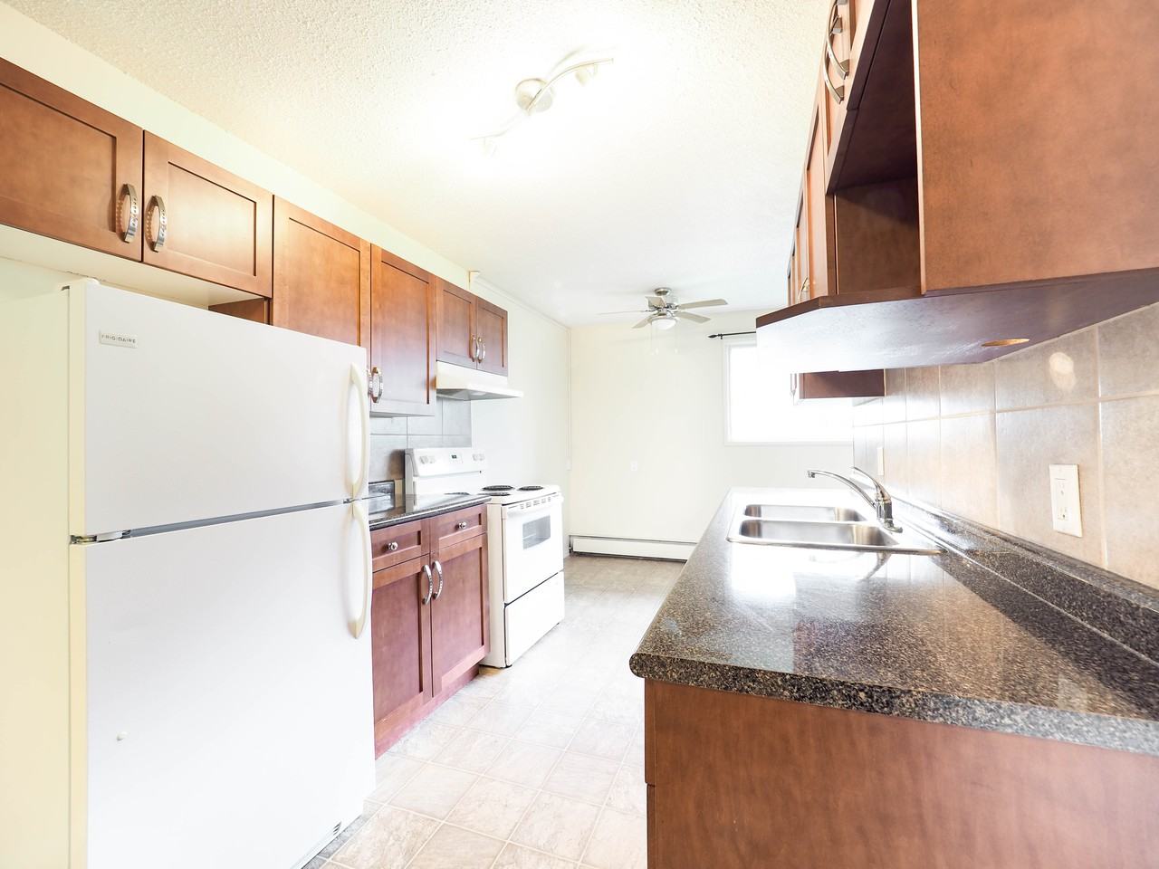 Elm Tree Place - Photo 3 of 9