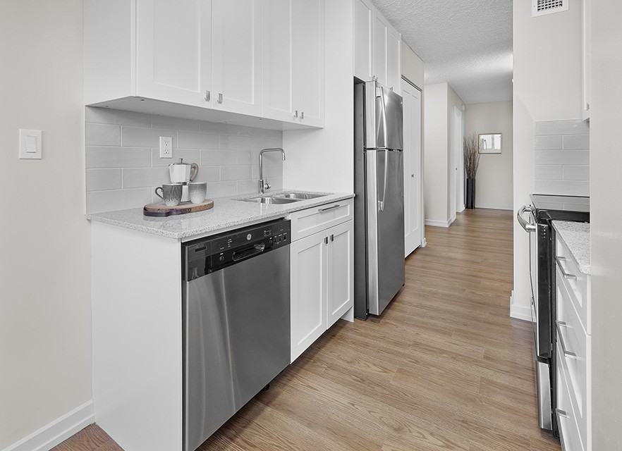 Edgehill Apartments - Photo 4 of 10