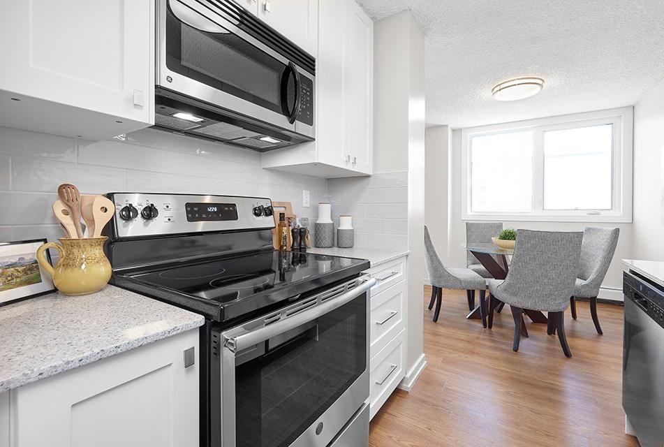 Edgehill Apartments - Photo 4 of 9