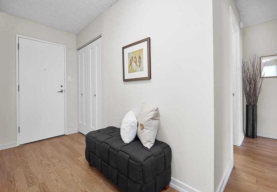 Edgehill Apartments - Photo 2 of 9