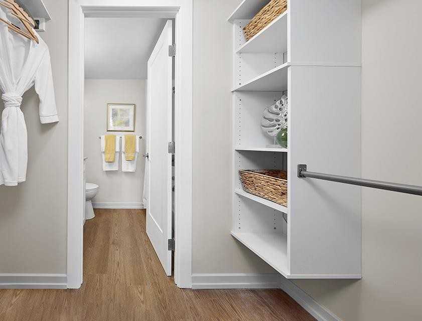 Edgehill Apartments - Photo 7 of 9