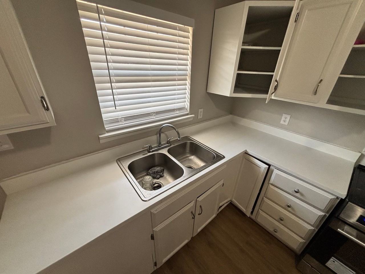 Watson Place - Photo 2 of 27