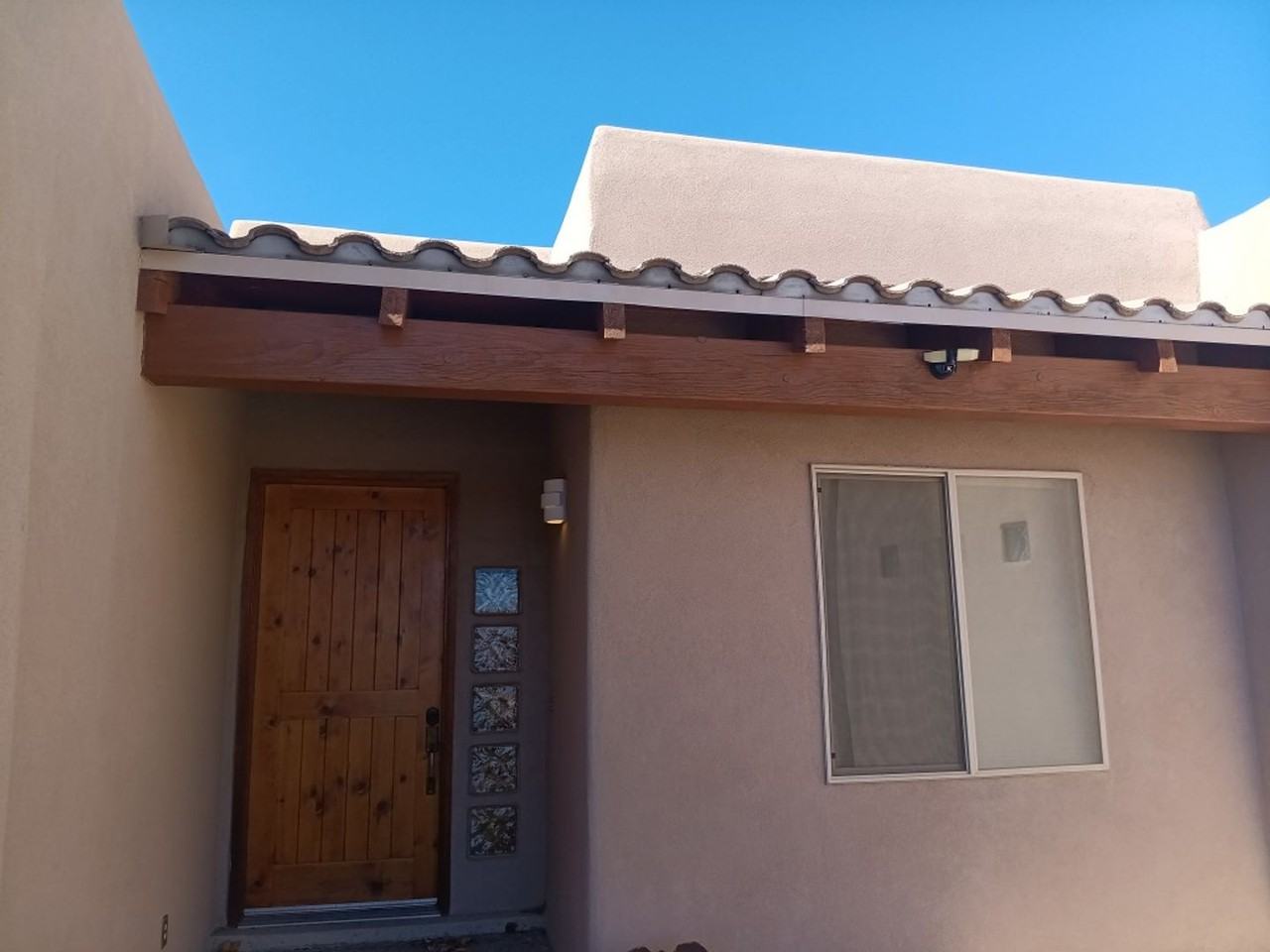 9809 Cameron St Nw - Photo 2 of 23