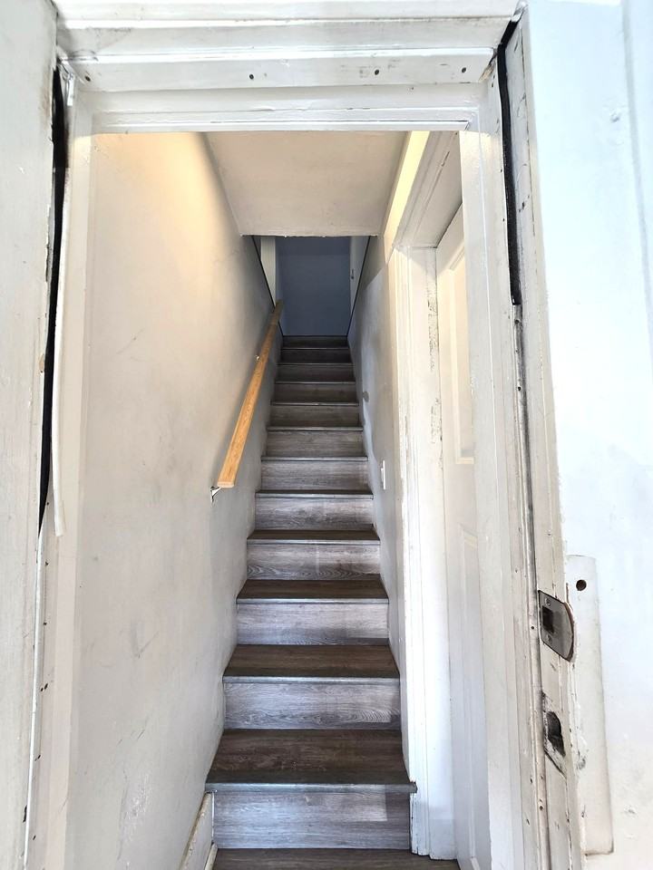 3117 Renfrew Street - Photo 2 of 12