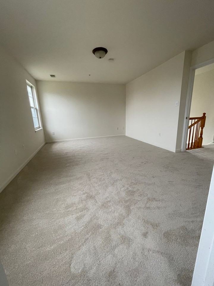 3208 Stanford St - Photo 6 of 29