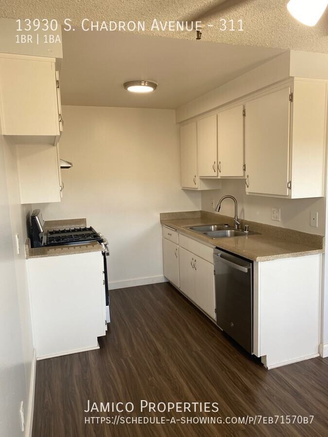 Pacific West - Photo 6 of 45