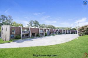 featured image of 915 S Seminole Dr