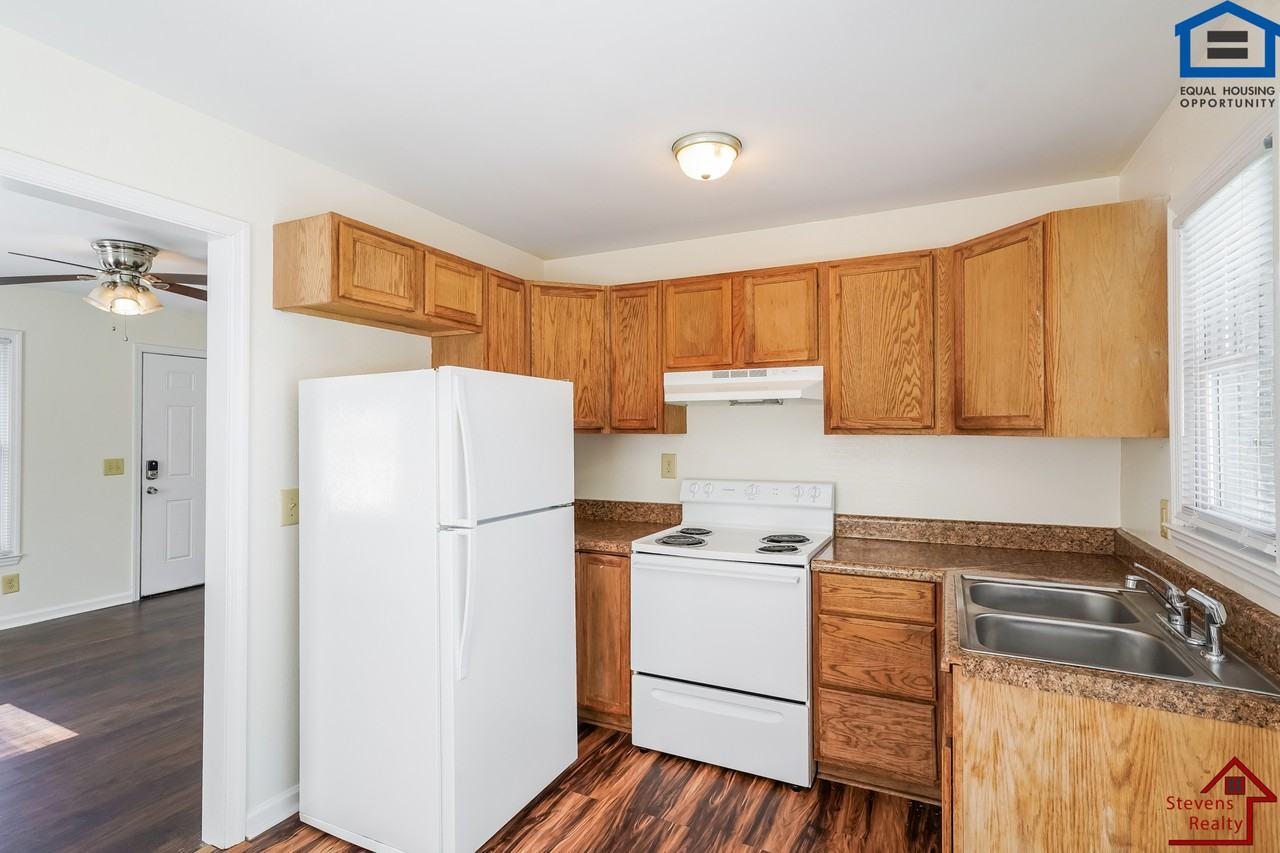 Skyline Apartments - Photo 2 of 33