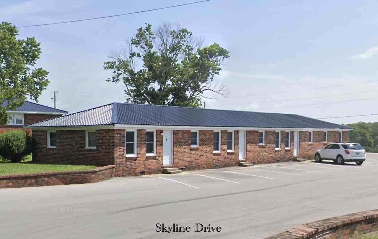 Skyline Apartments - Photo 6 of 17