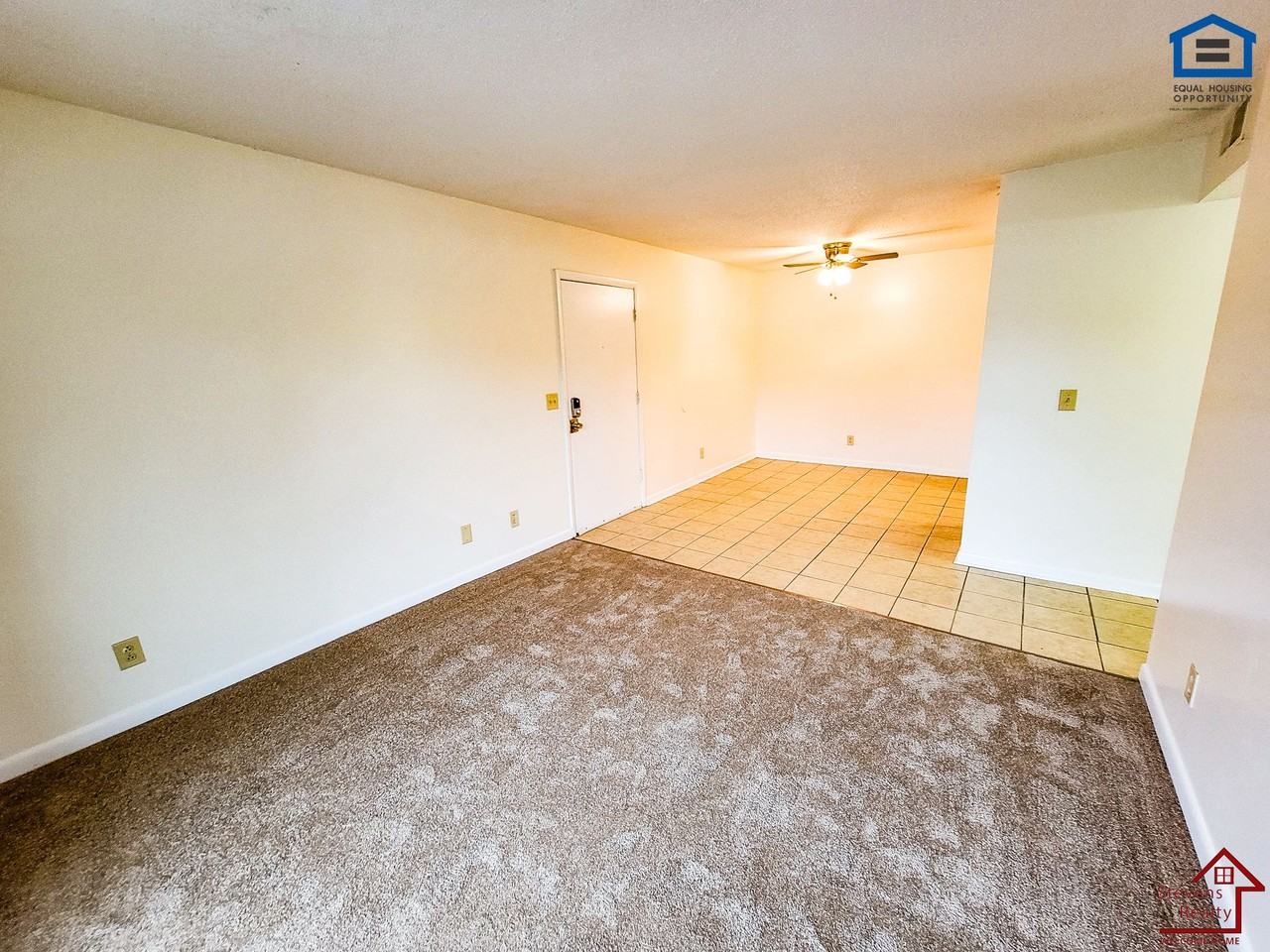 Vinewood Apartments - Photo 7 of 22