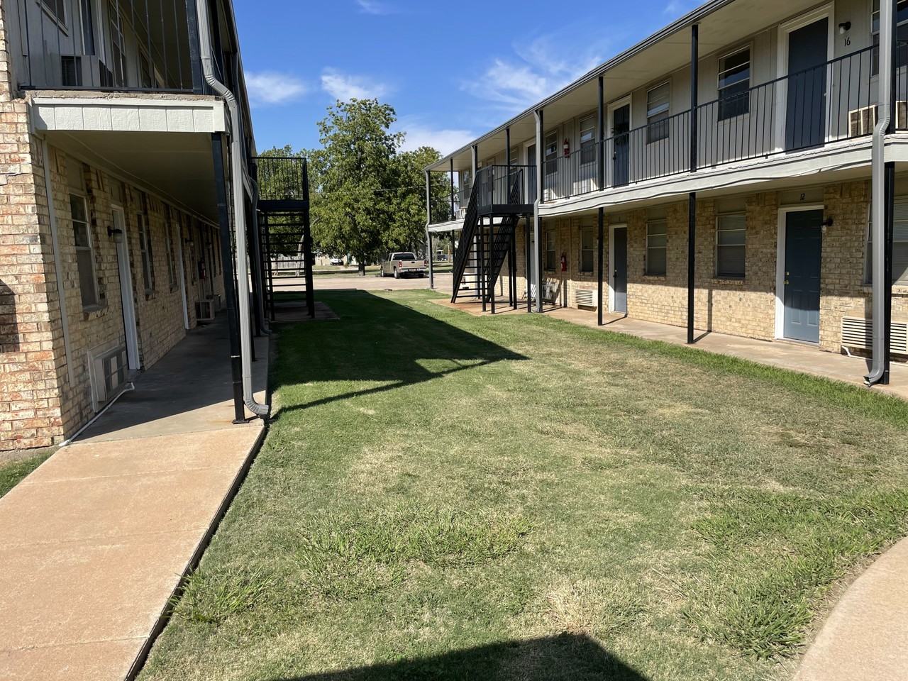 Amber Apartments - Photo 6 of 32