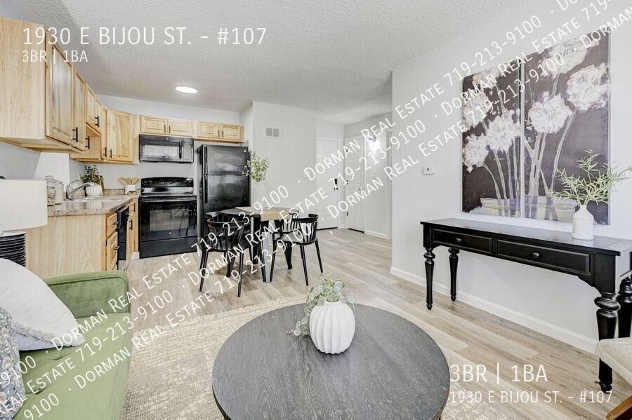 Summit View Apartments - Photo 7 of 19