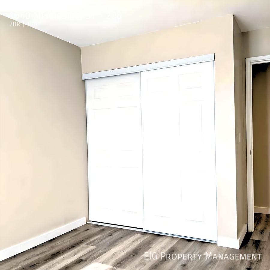 Phalen Village - Photo 7 of 50