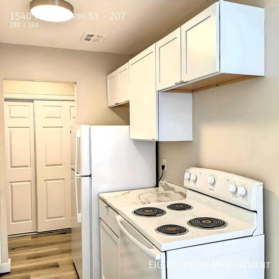 Phalen Village - Photo 2 of 50