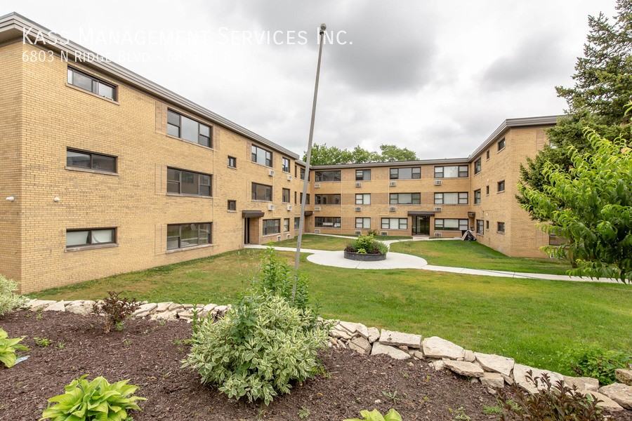 6801-09 N Ridge Blvd - Photo 2 of 2