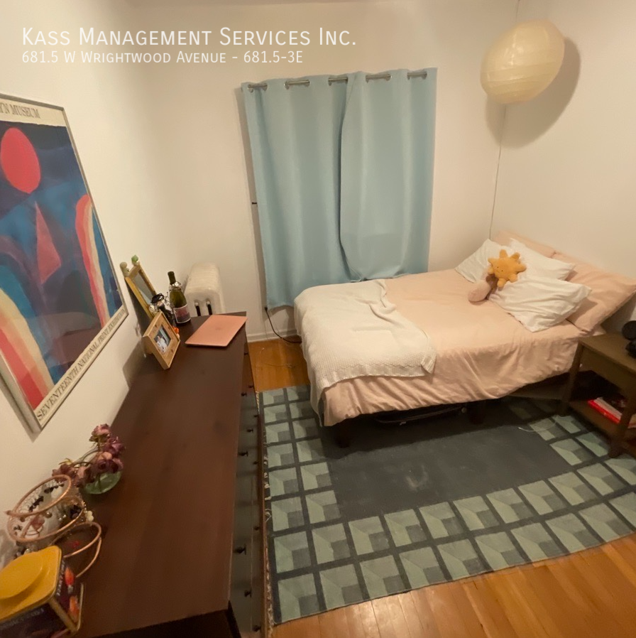 677-685.5 W Wrightwood Avenue - Photo 7 of 8