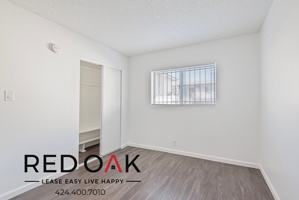 featured image of 7915 Vineland Ave