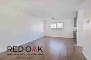 featured image of 7915 Vineland Ave