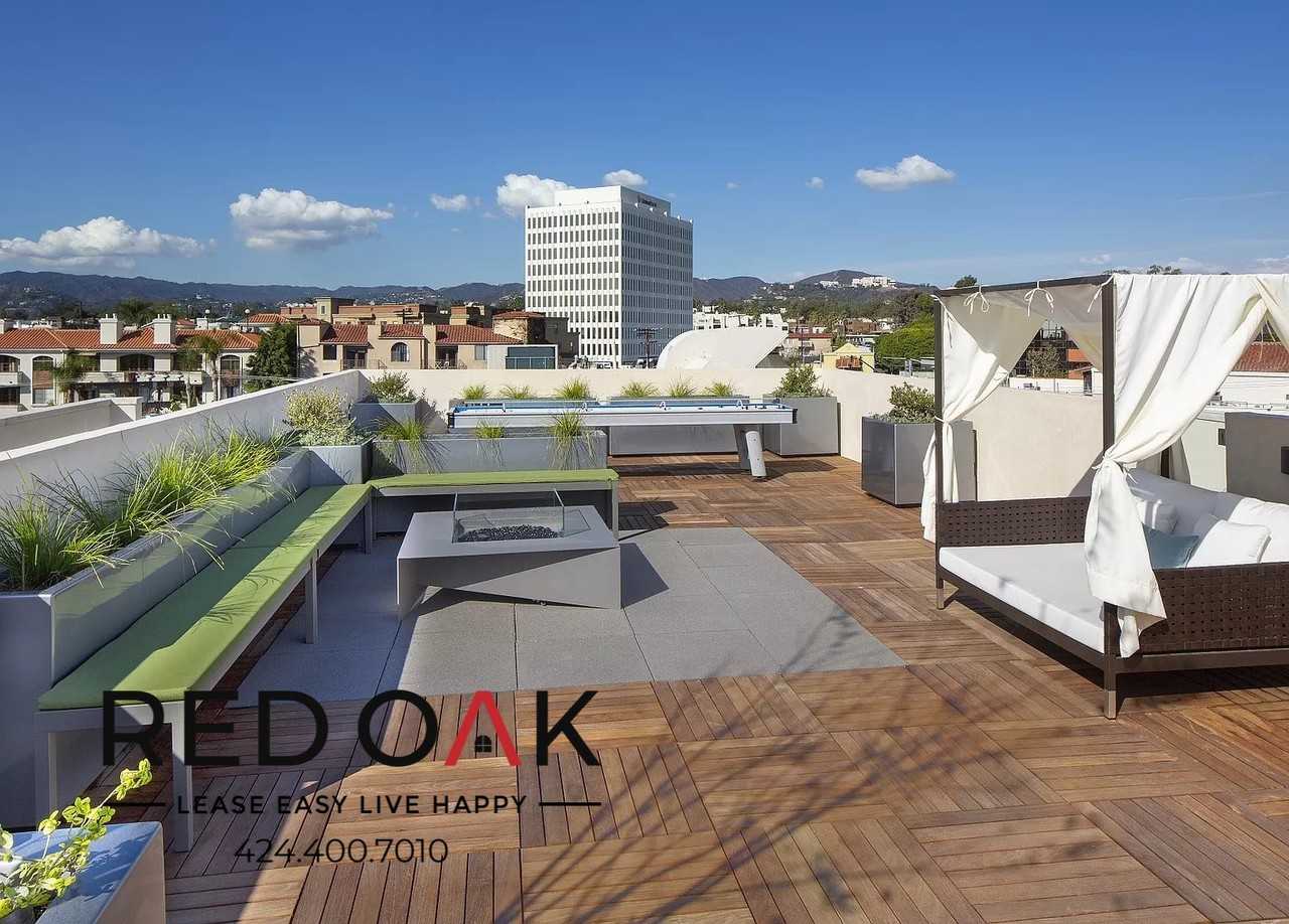 11649 Mayfield Ave - Photo 4 of 12