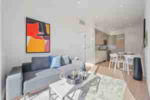 featured image of 8820 Belford Ave