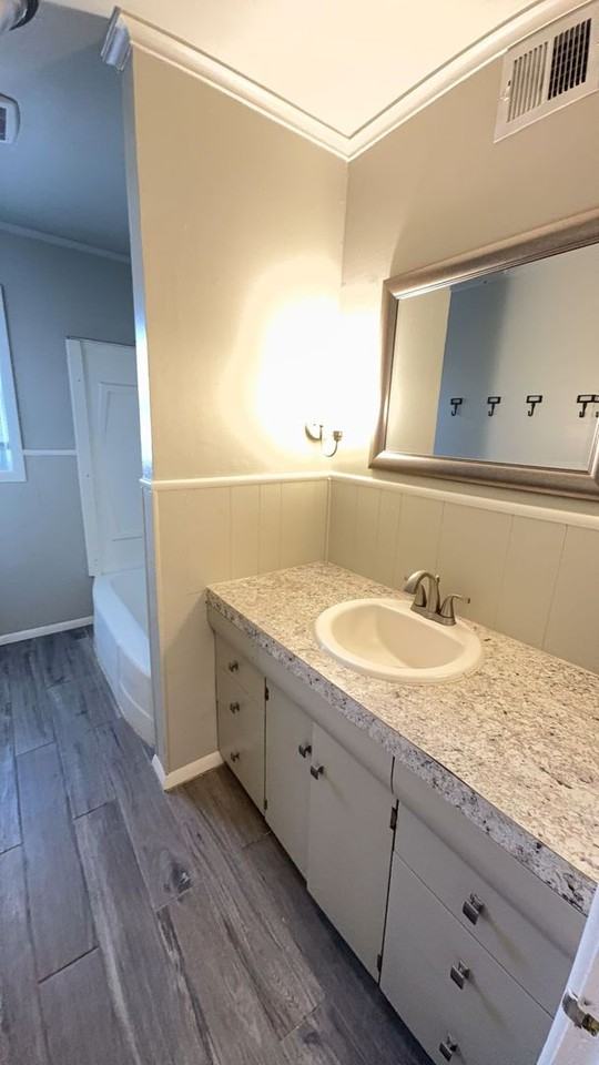 2913 W Longview Dr - Photo 3 of 15