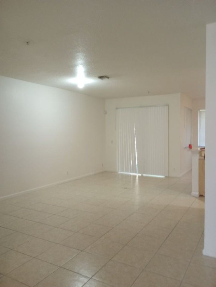 4345 Cotswold Hills Dr - Photo 4 of 11