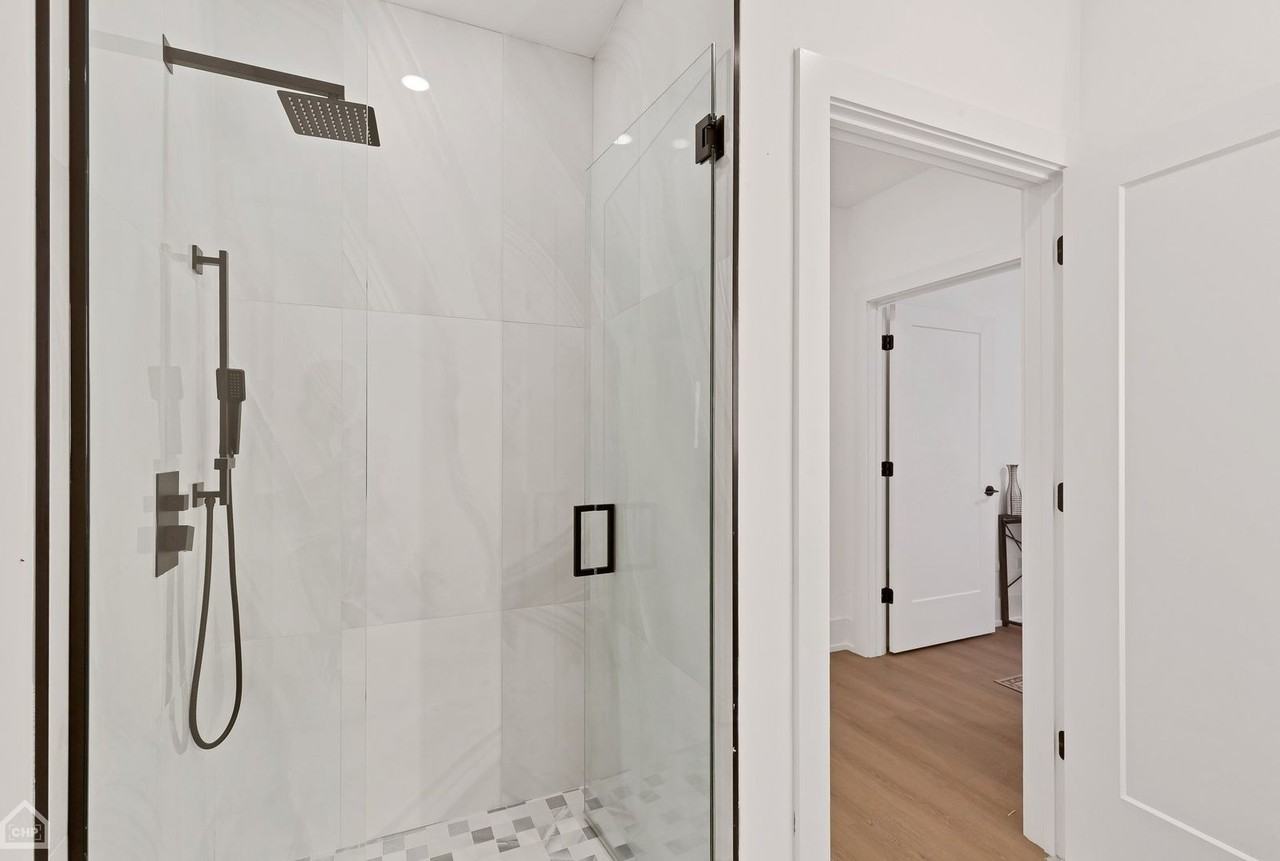 1613 W Belmont Ave, Chicago, IL - Photo 7 of 21