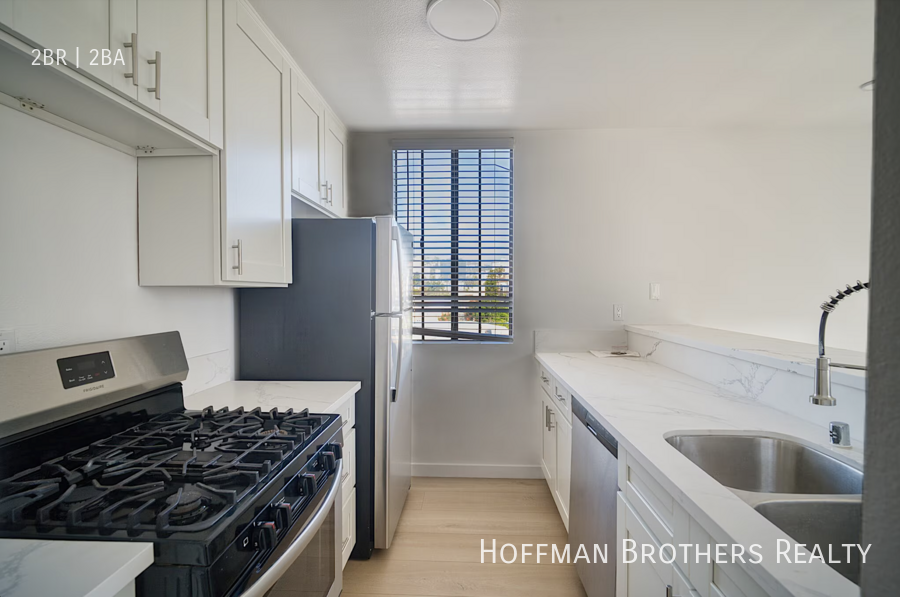 1229 Mansfield Property - Photo 2 of 26