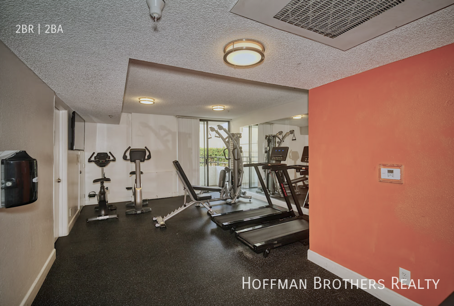 1229 Mansfield Property - Photo 7 of 26