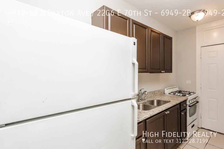 6949-59 S. Paxton - Photo 4 of 19