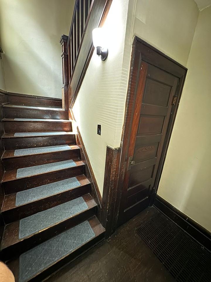 195 E Maynard Ave - Photo 3 of 43