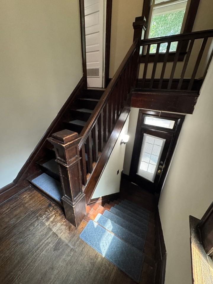 195 E Maynard Ave - Photo 5 of 43