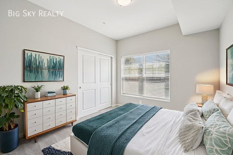 The Everett Apartments - Photo 7 of 50