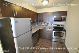 442 3rd St - Photo 1 of 1