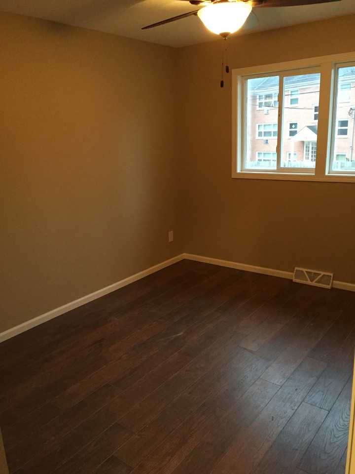8715 W 35th St - Photo 4 of 19