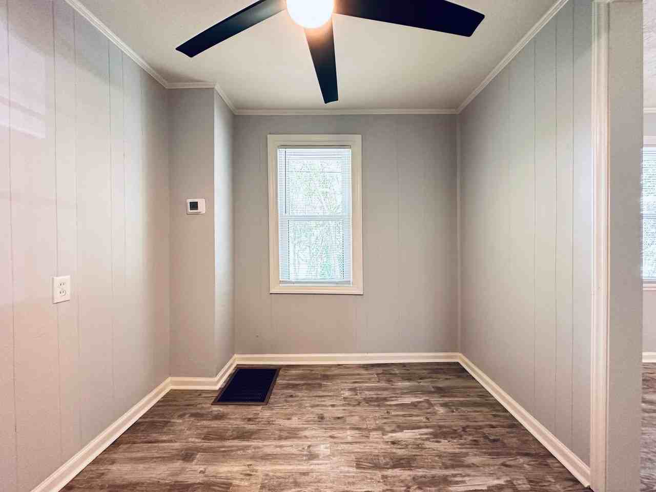 90 Hampton St - Photo 6 of 22