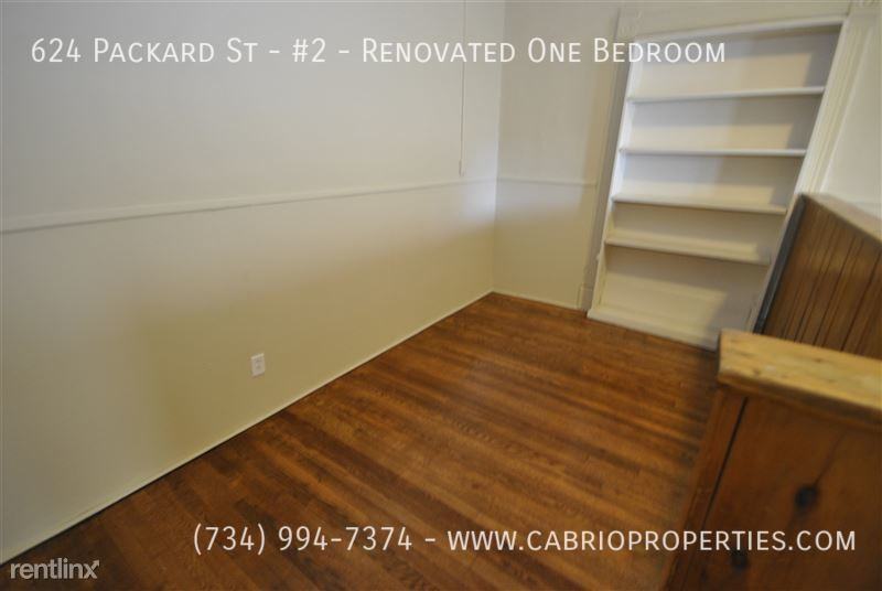 624 Packard - Photo 5 of 8