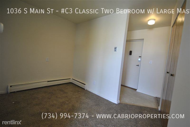 1036 S. Main St. - Photo 3 of 10