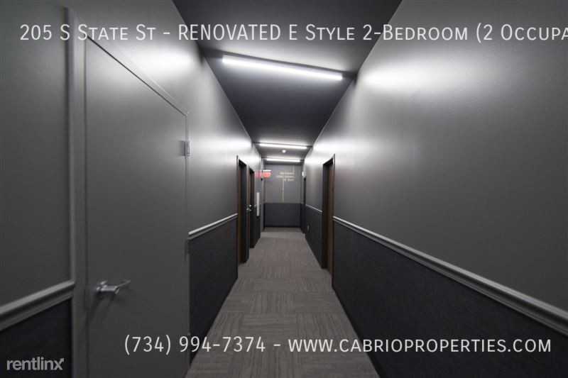 Corner House Apartments (205 S. State) - Photo 5 of 50