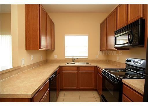 2731 Retreat View Cir - Photo 3 of 8