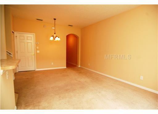 2731 Retreat View Cir - Photo 4 of 8