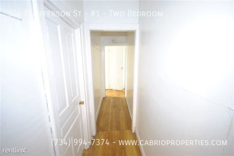 324 E. Jefferson - Photo 6 of 12