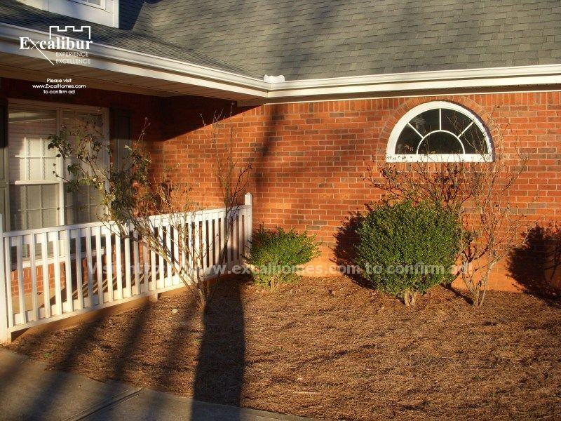 1491 Elena Dr - Photo 2 of 10