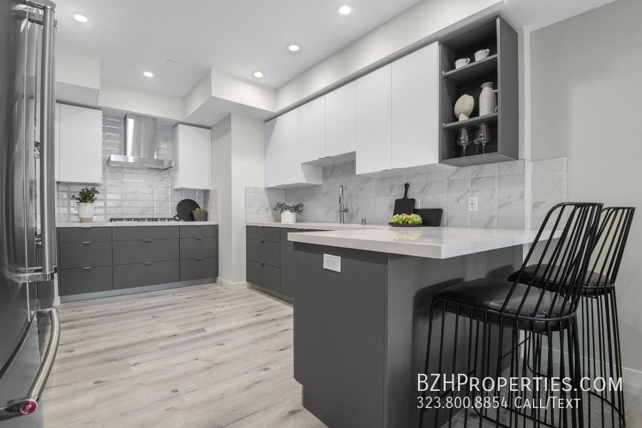 Bedford Twenty -  Luxury Condos - Photo 7 of 19