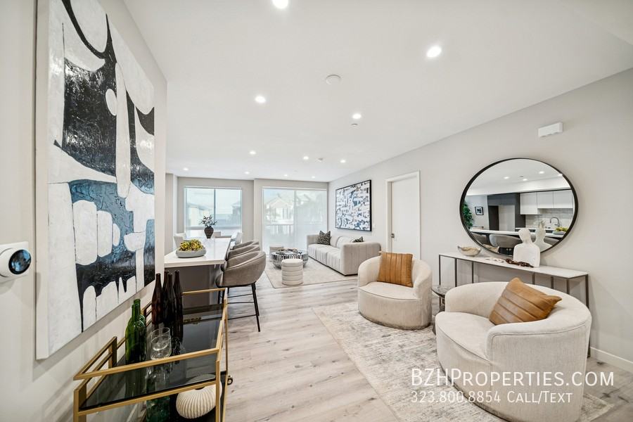 Corning Nineteen - Photo 4 of 50