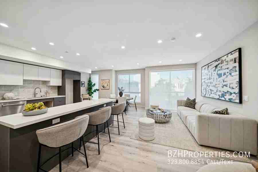 Corning Nineteen - Photo 5 of 50