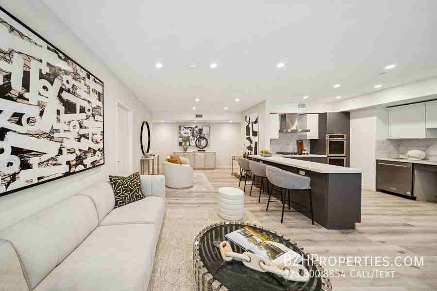 Corning Nineteen - Photo 6 of 50